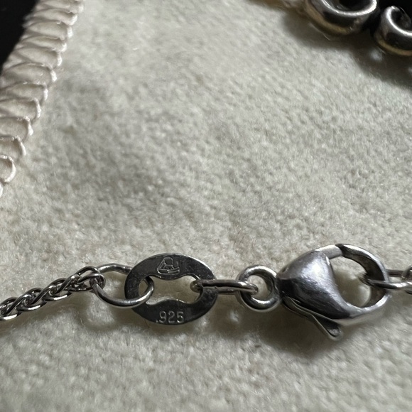 Retired James Avery 925 Silver Key of St Mary Pendant on James Avery Chain - Picture 9 of 11